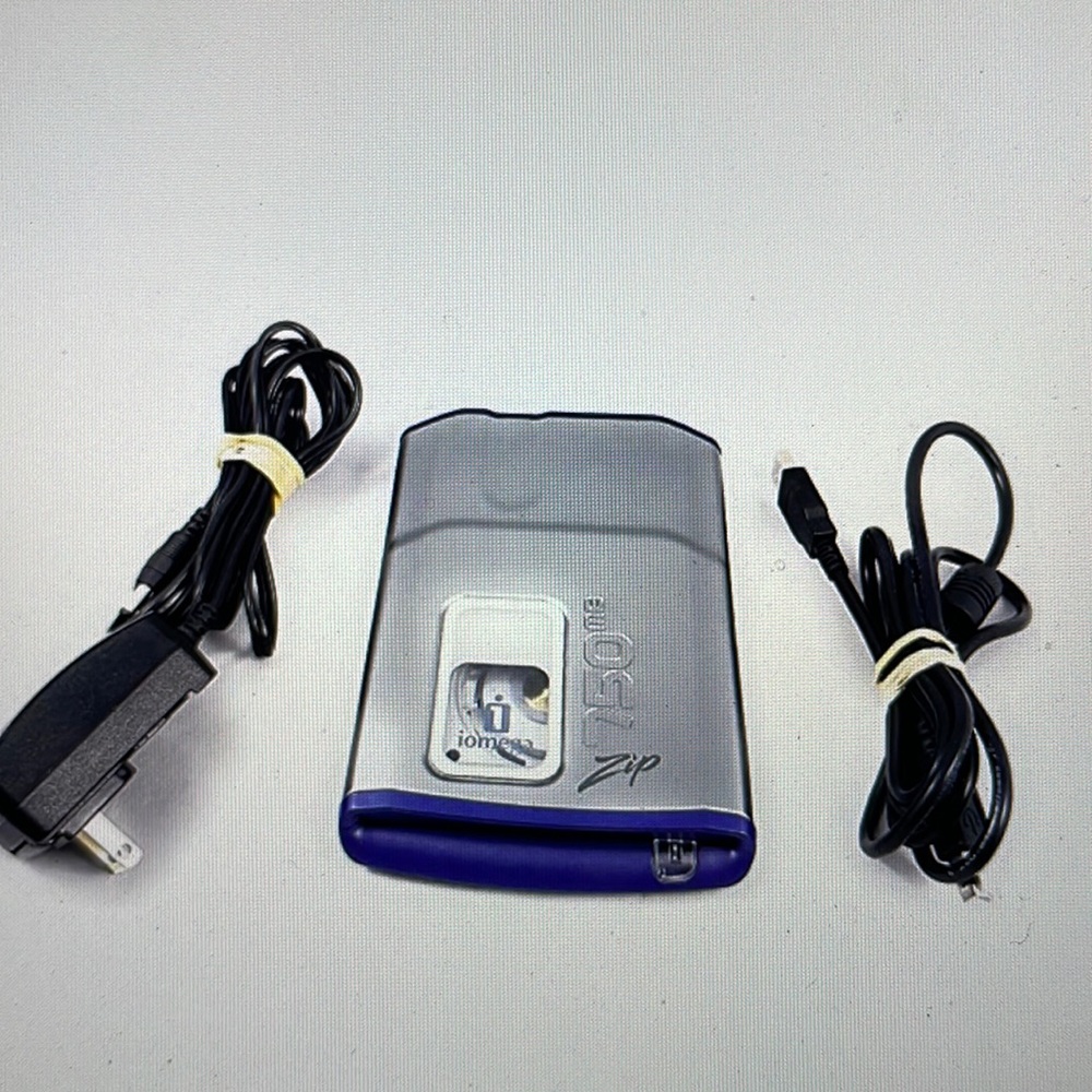 Iomega ZIP 750 - ZIP drive - external - ZIP -